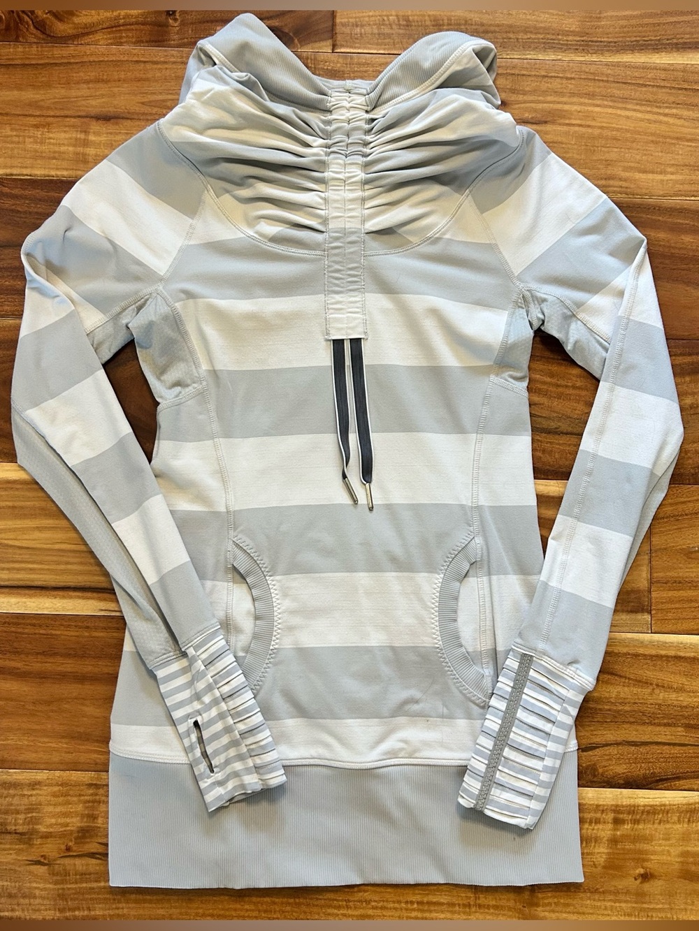 Lululemon Stay on Course Pullover
